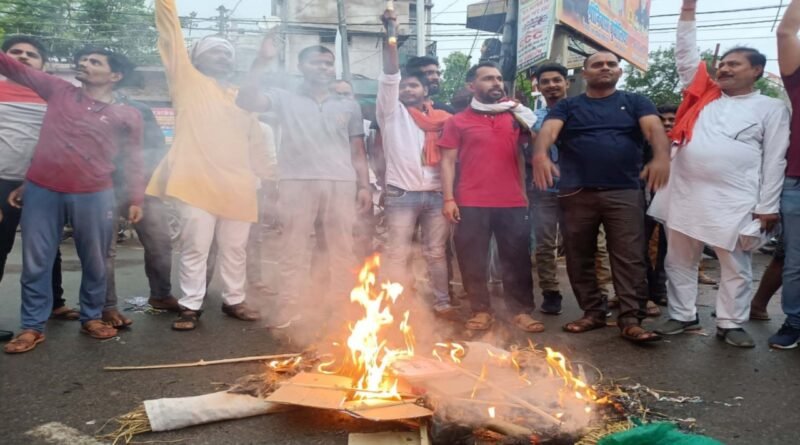 An effigy of terror burnt in protest against the murder of Kanhaiya Lal of Udaipur