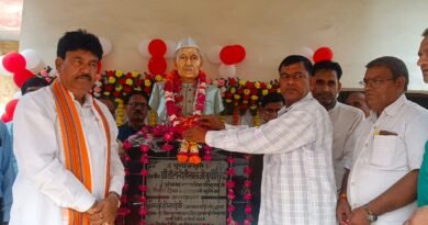 Tributes paid to the eminent litterateur of Bundelkhand Dr Ganeshilal Budholia on his punytithi