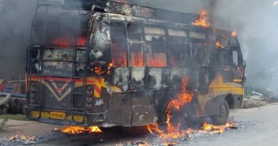 The fire broke out in the bus in Rath