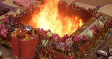 Yagya transmits positive energy in the environment