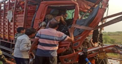 Terrible accident on Bundelkhand Expressway