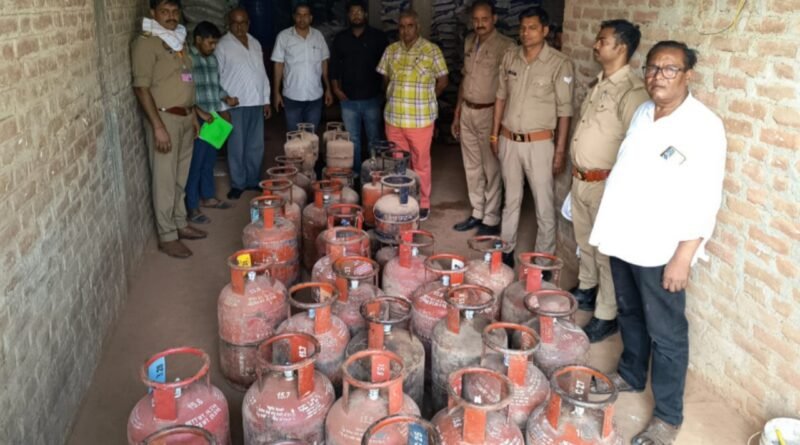 Black marketing of domestic gas cylinders exposed