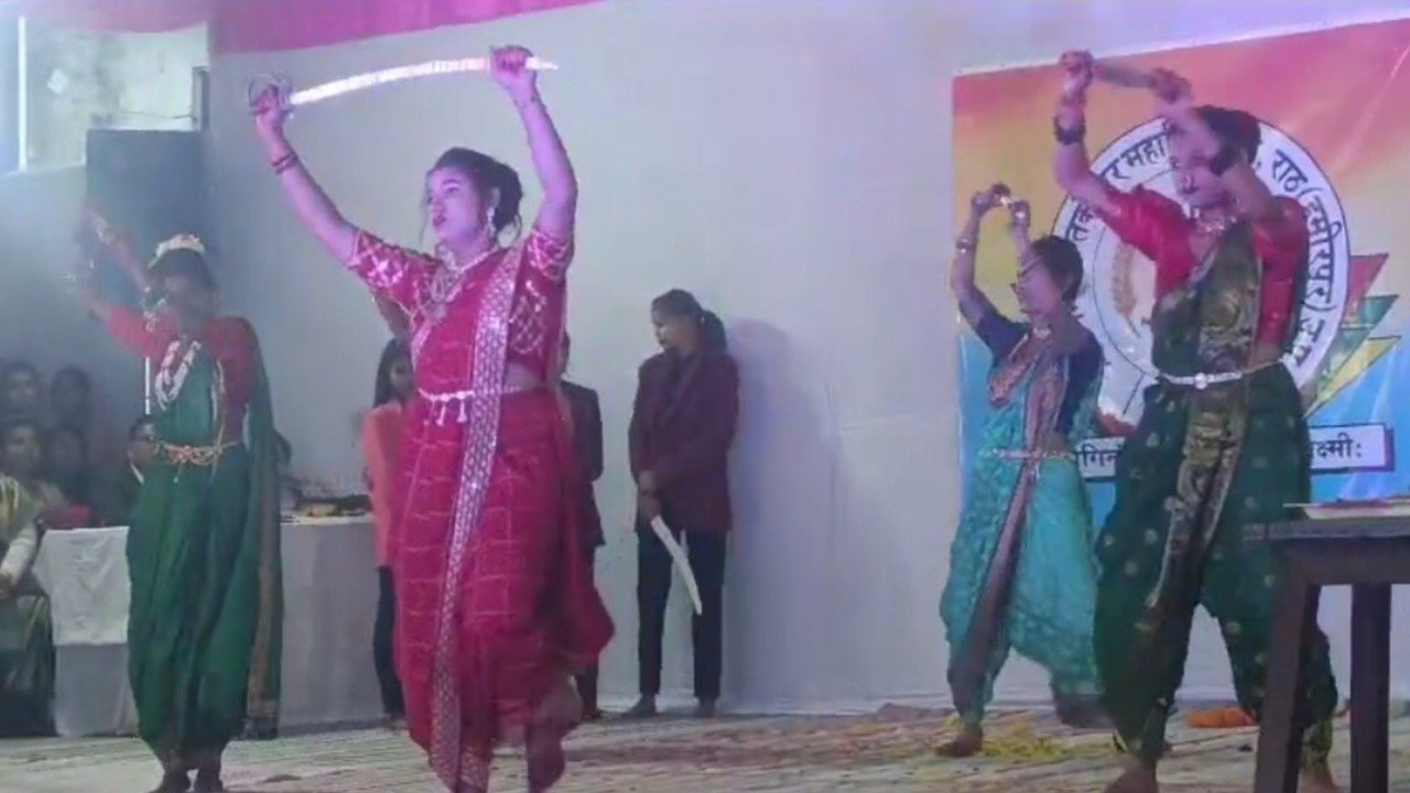 Colourful cultural programs held on Swami Brahmanand's birth anniversary