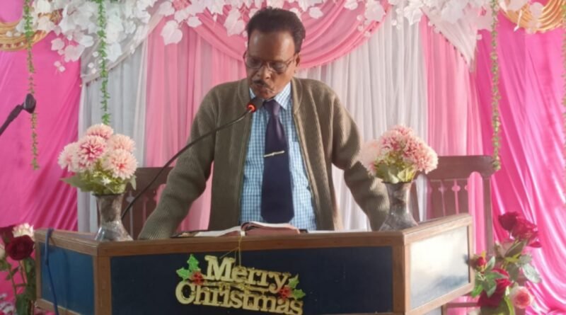 Father P Singh delivered the message of Lord Jesus in the prayer meeting