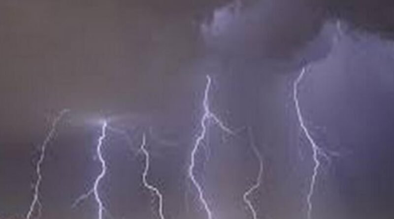 UP weather alert: There will be rain and hailstorms with thunderstorms across the state