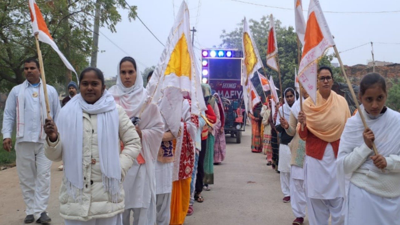 Sadanand Tatvagyan Parishad took out a grand procession for the establishment of Satya Dharma