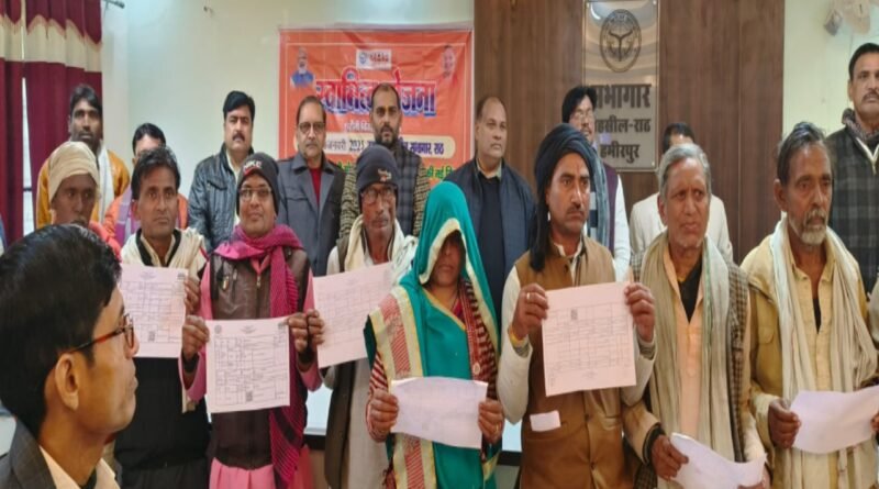 Gharauni distribution program in Rath, Gharauni distributed to 150 home owners