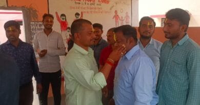 Ambulance workers played Holi a day before and were ready for duty