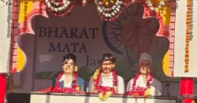 Statues of immortal martyrs Bhagat Singh, Sukhdev and Rajguru were unveiled in Rath