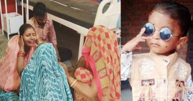 An innocent child died after an e-rickshaw overturned
