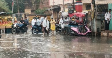 Heavy rain in Rath: The clouds came in large numbers and then it rained heavily