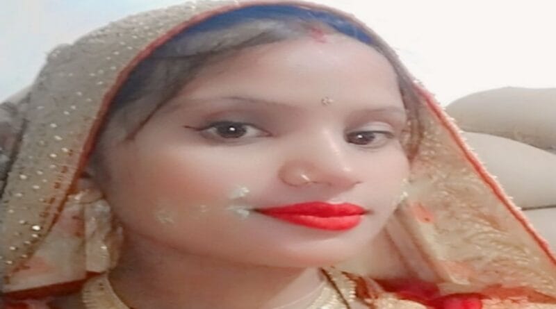 Woman dies in accident, was returning home with her husband after getting treatment