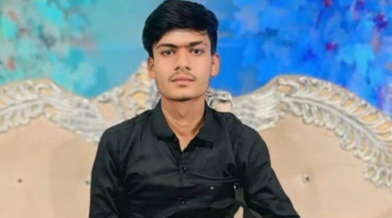 Student died in Rath, bike collided with a pole
