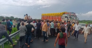 villagers blocked Bundelkhand Expressway murders in chilli