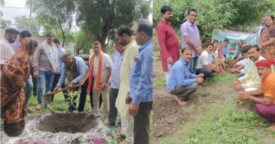 Mahoba BJP planted trees: One tree in the name of mother campaign
