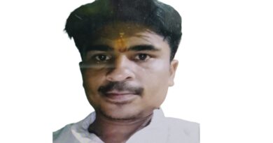 Electric current electric pole: A young man died after getting stuck to it