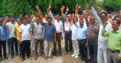 Protest against GST department: Traders allege harassment