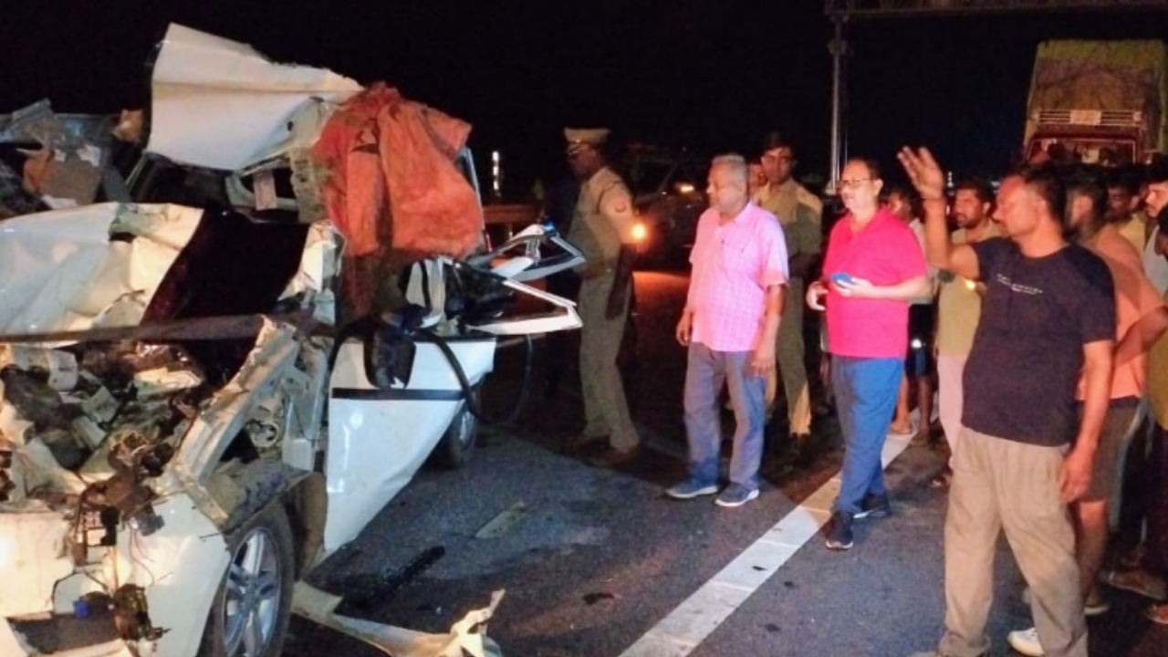 accident Rath Bundelkhand Expressway; Crime Branch Inspector and Constable die