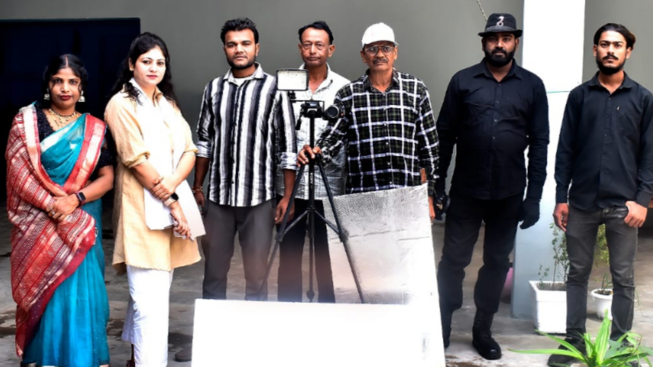 Doshi Kaun Film Rath shooting starts